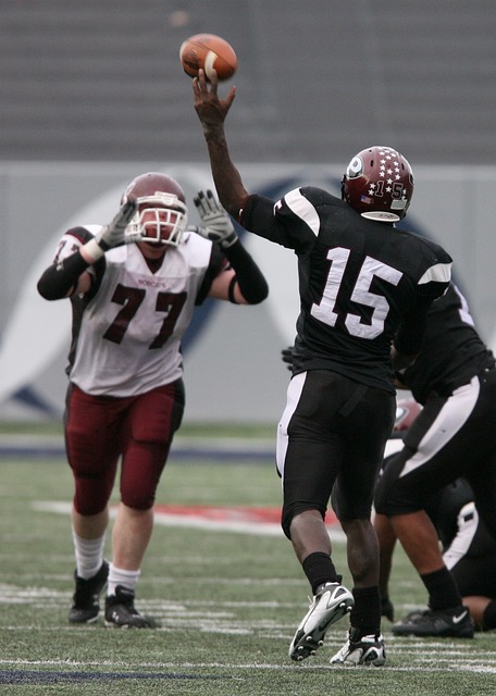 曼扮演着关 曼扮演着关